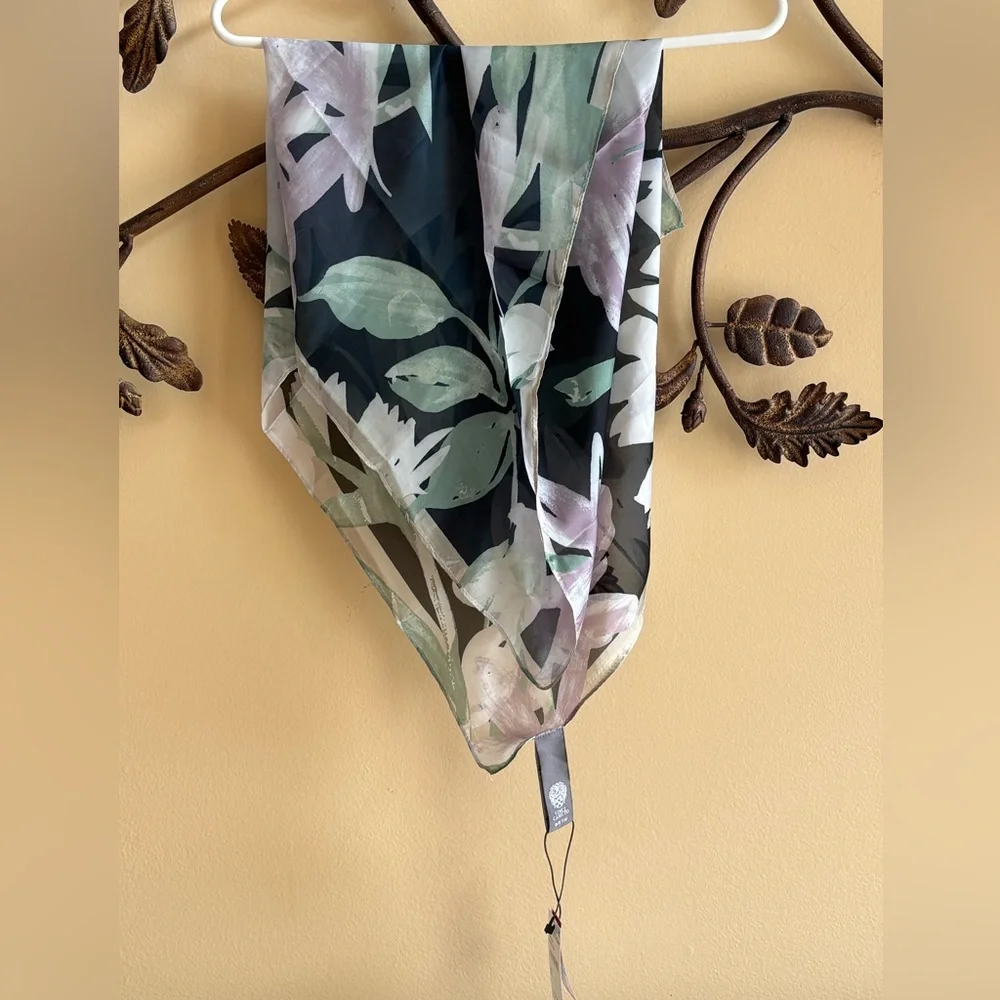 Vince Camuto Brush Floral Painterly Scarf,Square, 27x27, Black/Green Refined,EUC